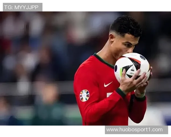 前高管揭秘C罗转会沙特内幕:曼联初拒绝最终被项目吸引 前高管揭秘C罗转会沙特内幕:曼联初拒绝最终被项目吸引