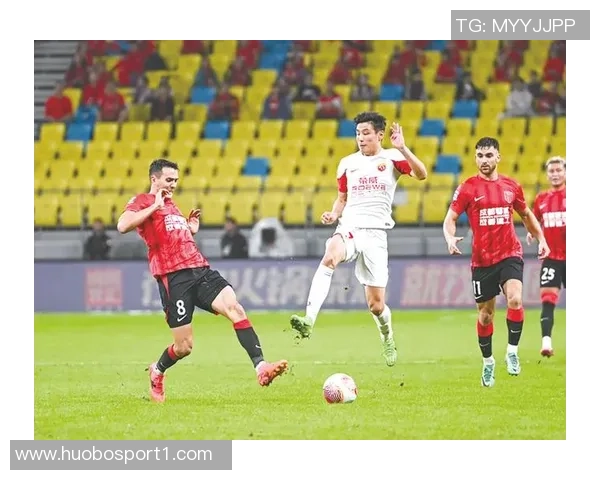 中超前四强如同连环车祸争冠悬念依旧引人关注 中超前四强如同连环车祸争冠悬念依旧引人关注