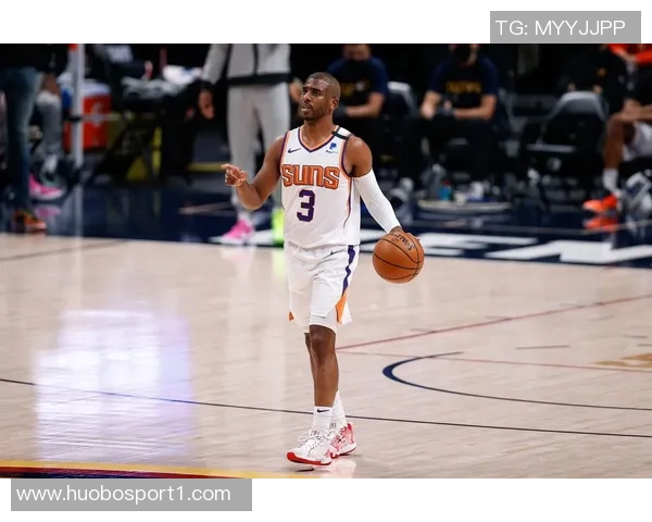 保罗半场表现稳健7分钟内贡献2助攻1抢断正负值高达7 保罗半场表现稳健7分钟内贡献2助攻1抢断正负值高达7